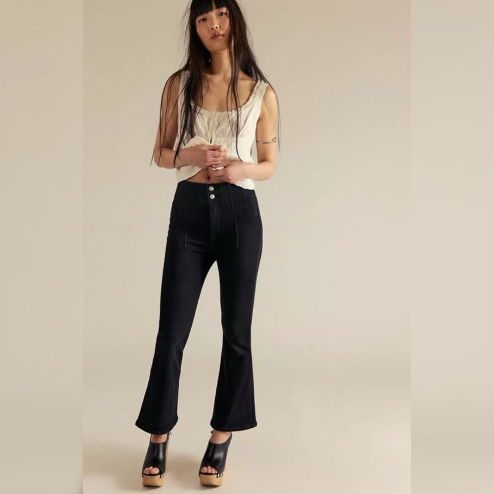 NWOT We The Free Jayde crop flare jeans - Picture 3 of 8